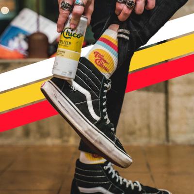Some match their shirt to their shoes. We match our socks to our favorite hard seltzer.
📷: @eddierodriiguez